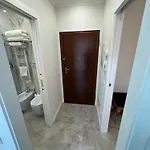 Luxury House Riviera アパート