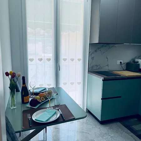 Luxury House Riviera Apartmán *