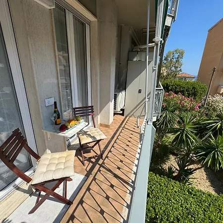 Luxury House Riviera Apartmán *